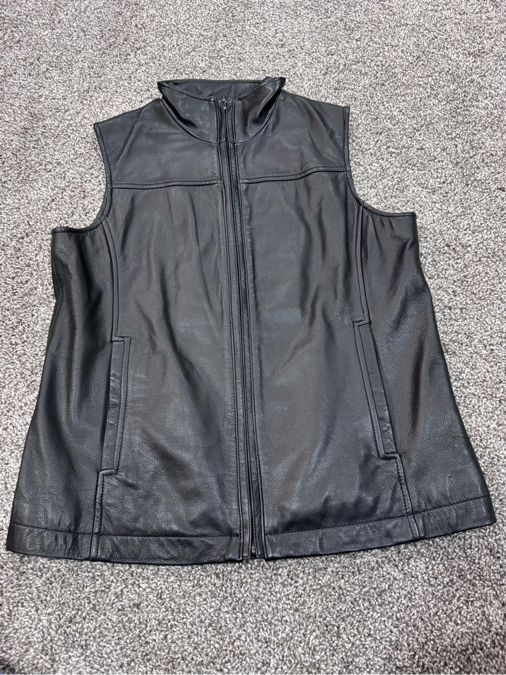 Women’s Black 100% Leather Sleeveless Zip-Front Vest